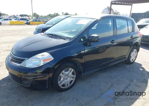 2010 Nissan Versa 1.8S из США, поврежденный, VIN 3N1BC1CP7AL363532